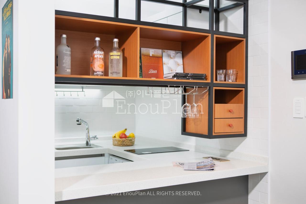 Busan Studio 202 Hotel Екстер'єр фото